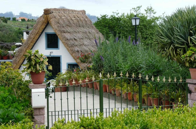 Portugal-Schoene Aussichten Touristik-pixabay-madeira-213222_1280